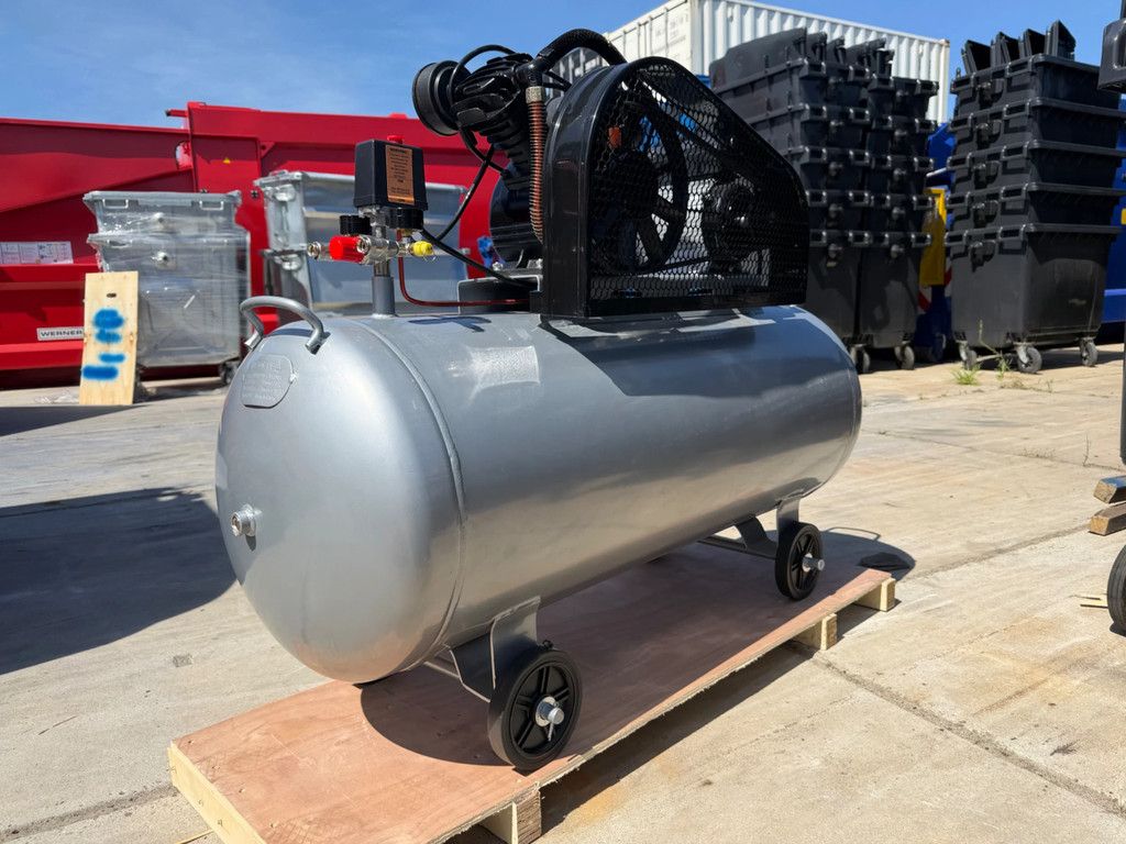 Sidalco Compressor 200L 2.2 KW met wielen