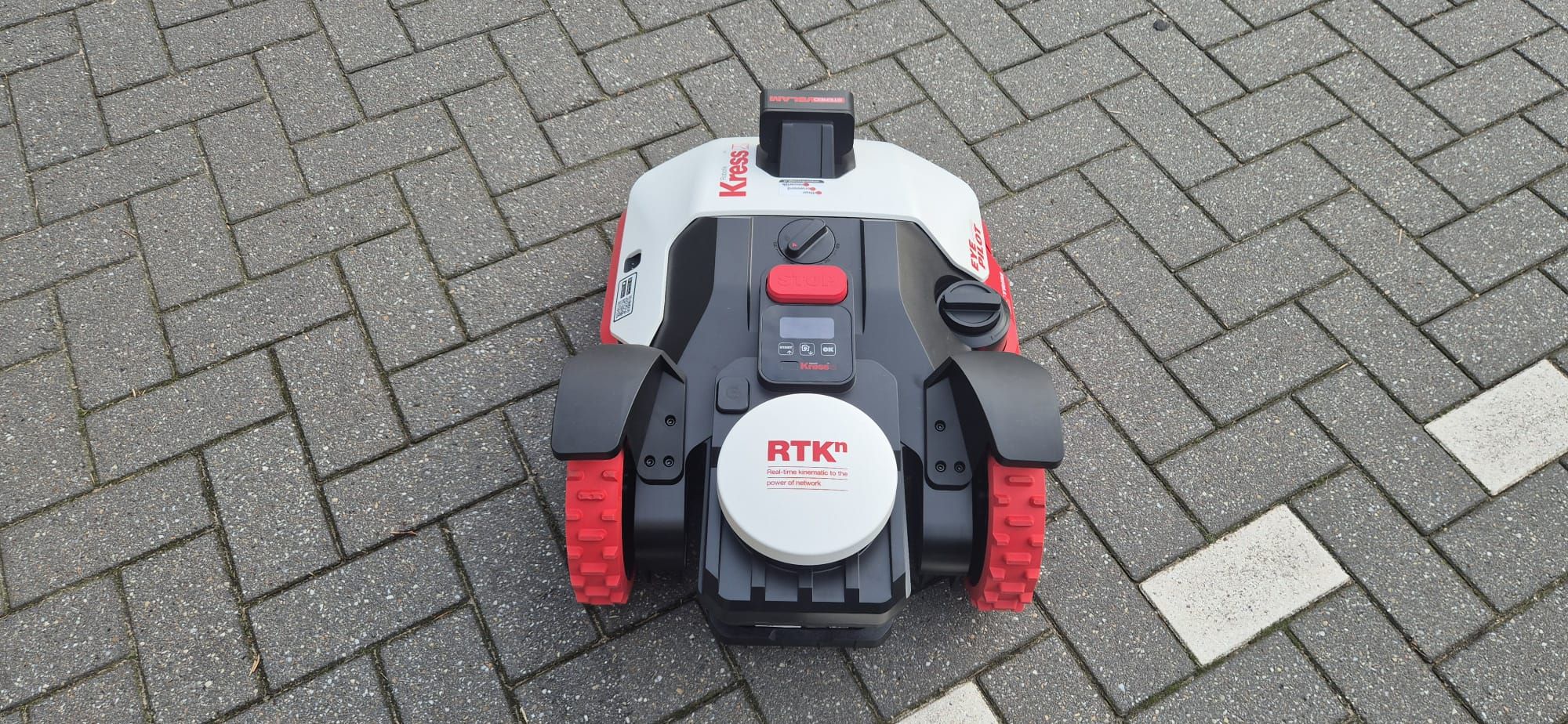 Nieuwe KR261E 1000m2 robotmaaier te koop!
