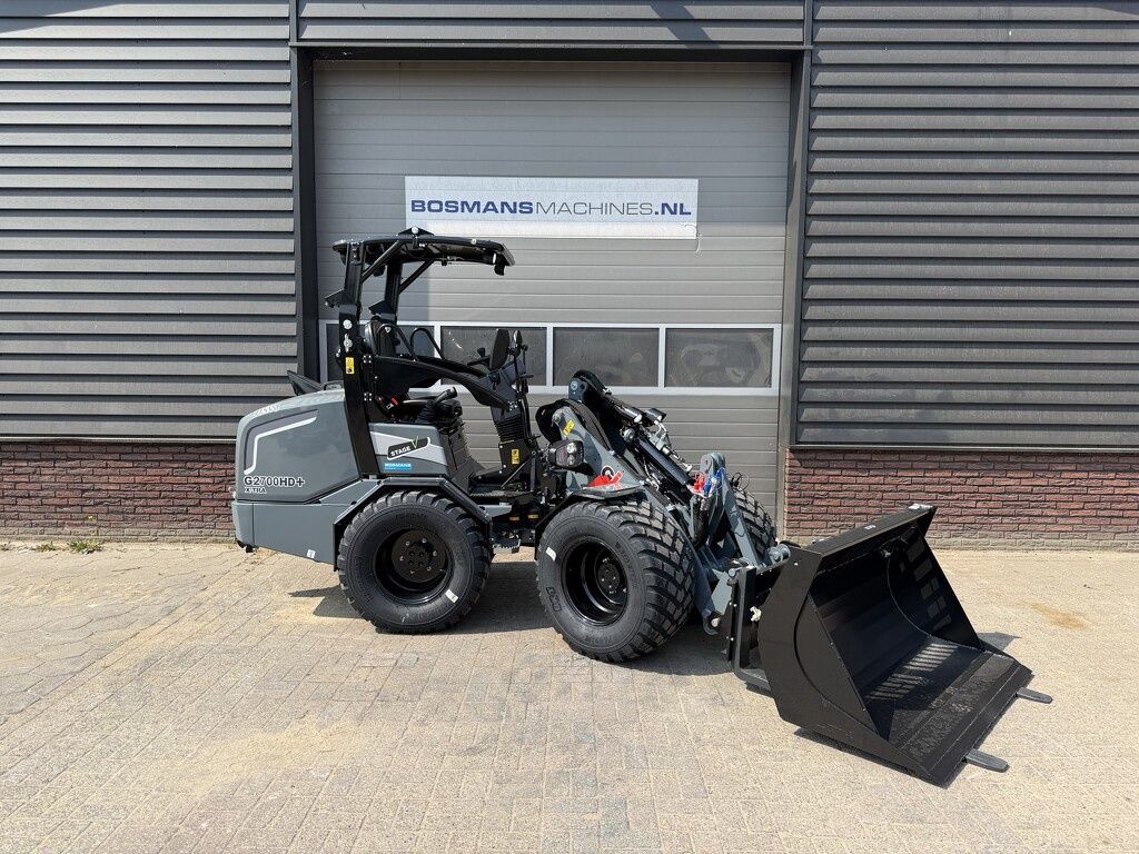 Giant G2700 X-TRA HD+ minishovel NIEUW (tandempomp stabilo giekvering enz)