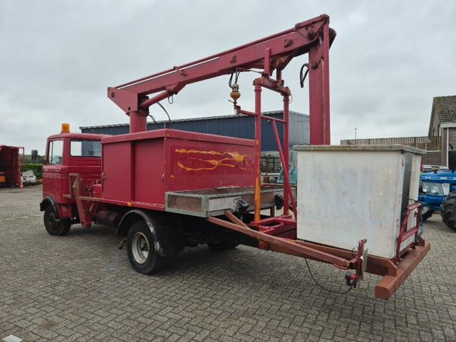 Mercedes LP 608 met hoogwerker