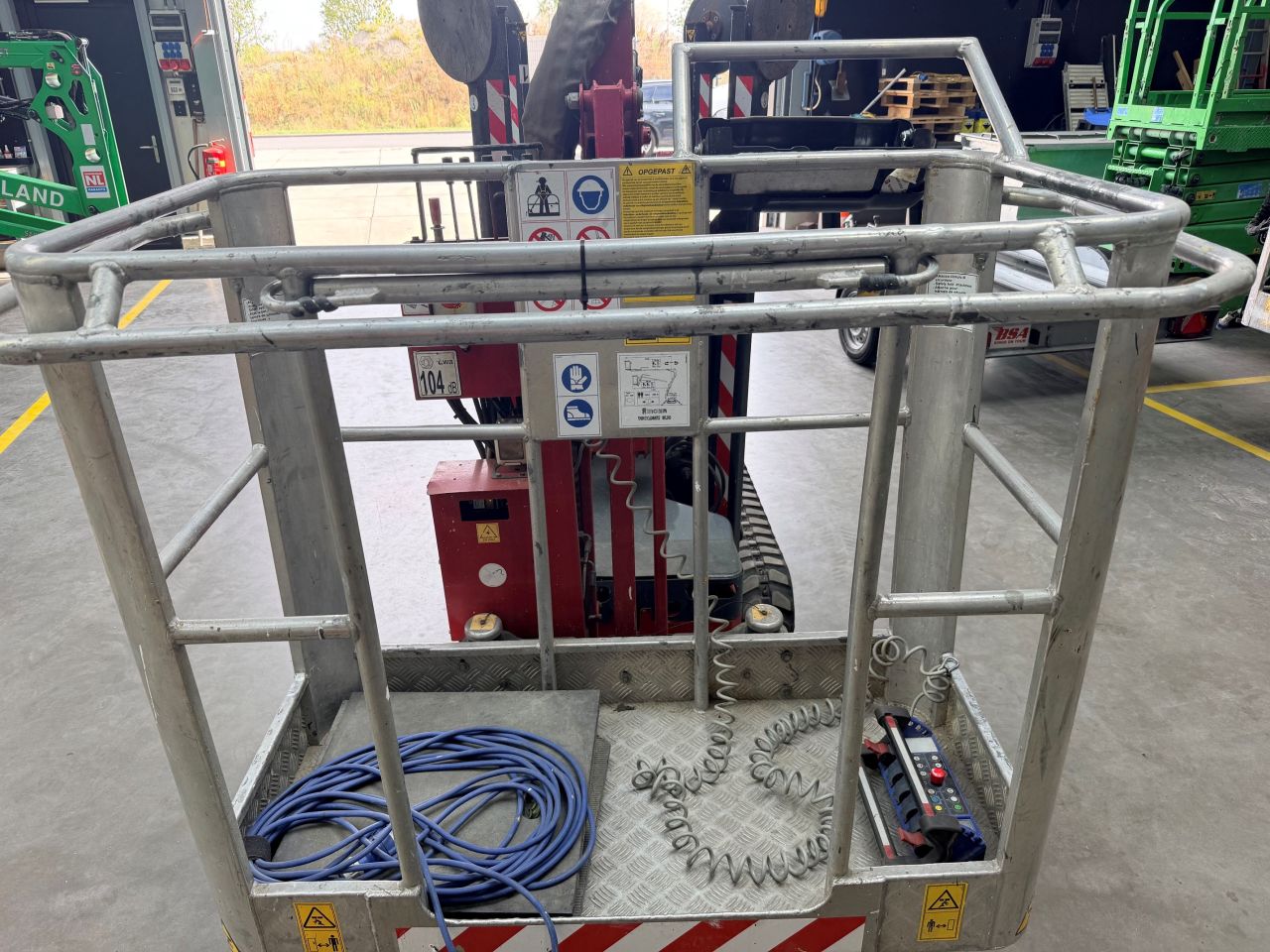 Hinowa Goldlift 14.70 3S 2012