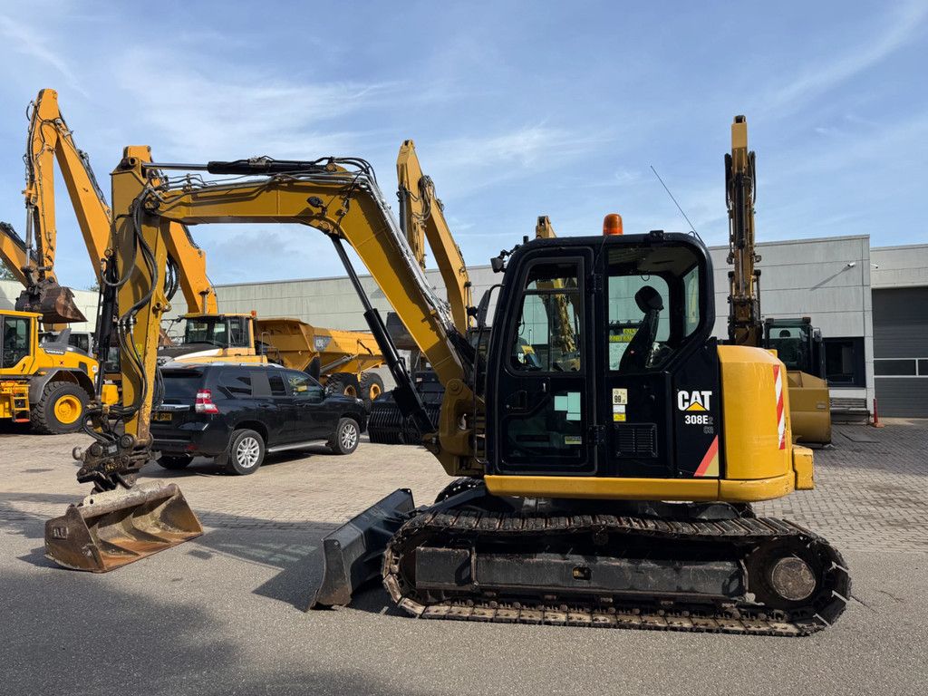 Caterpillar 308E. Automatic Greasing
