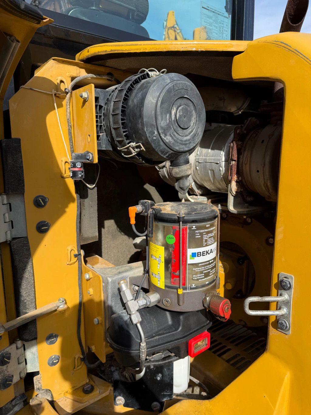 Caterpillar 308E. Automatic Greasing