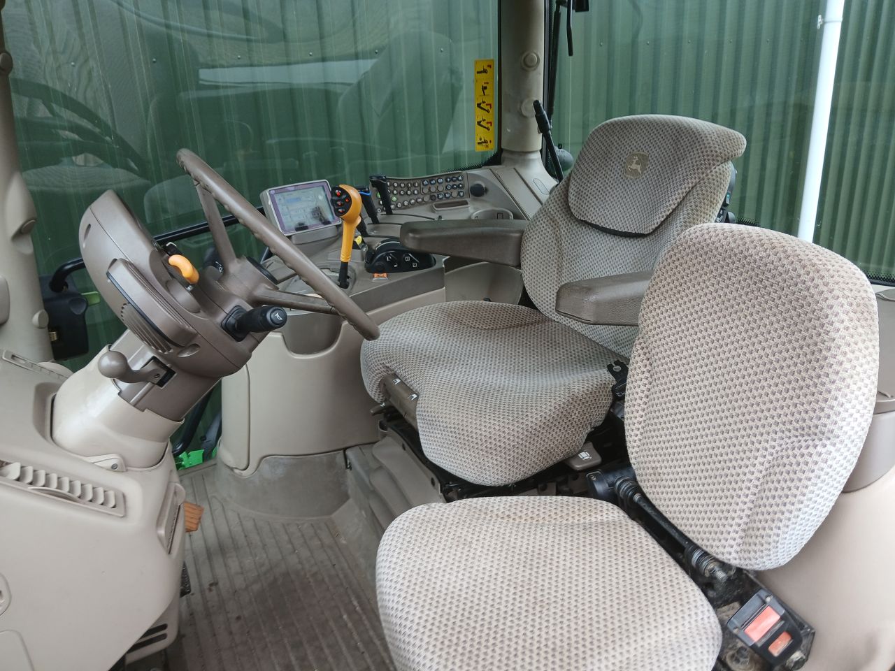 John Deere 6140r