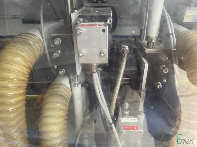 Kantenanleimmaschinen Hebrock AKV 3006 DK-F 2012
