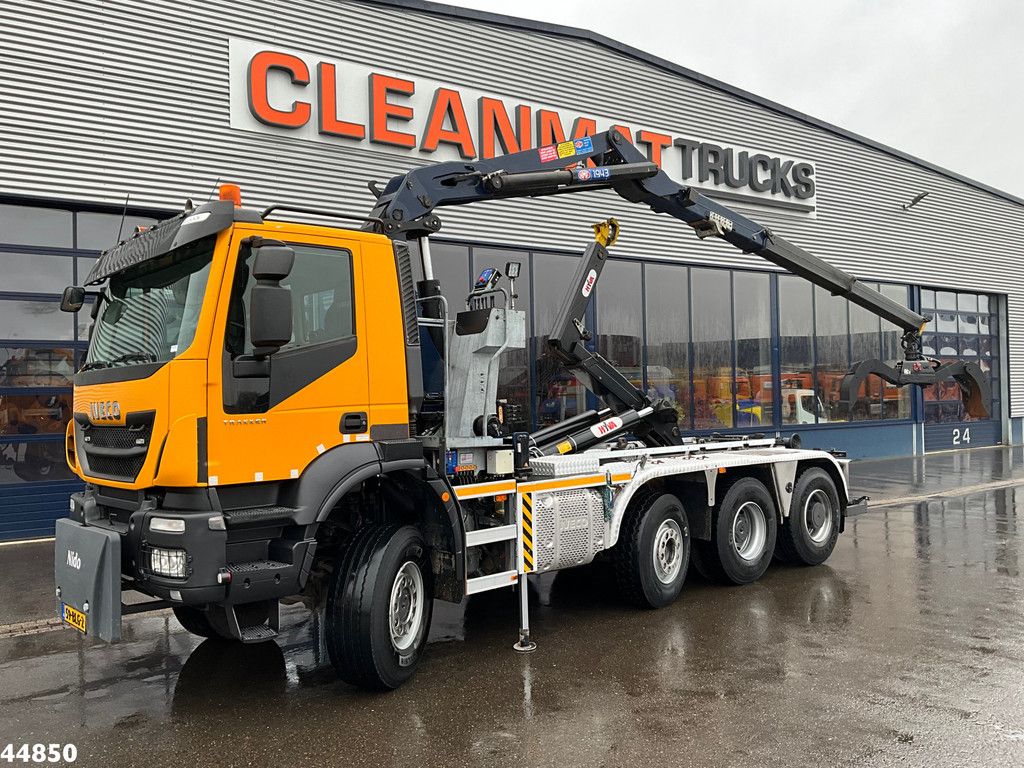 Iveco Trakker AD380T41W 8x6 Euro 6 HMF 19 Tonmeter Z-kraan