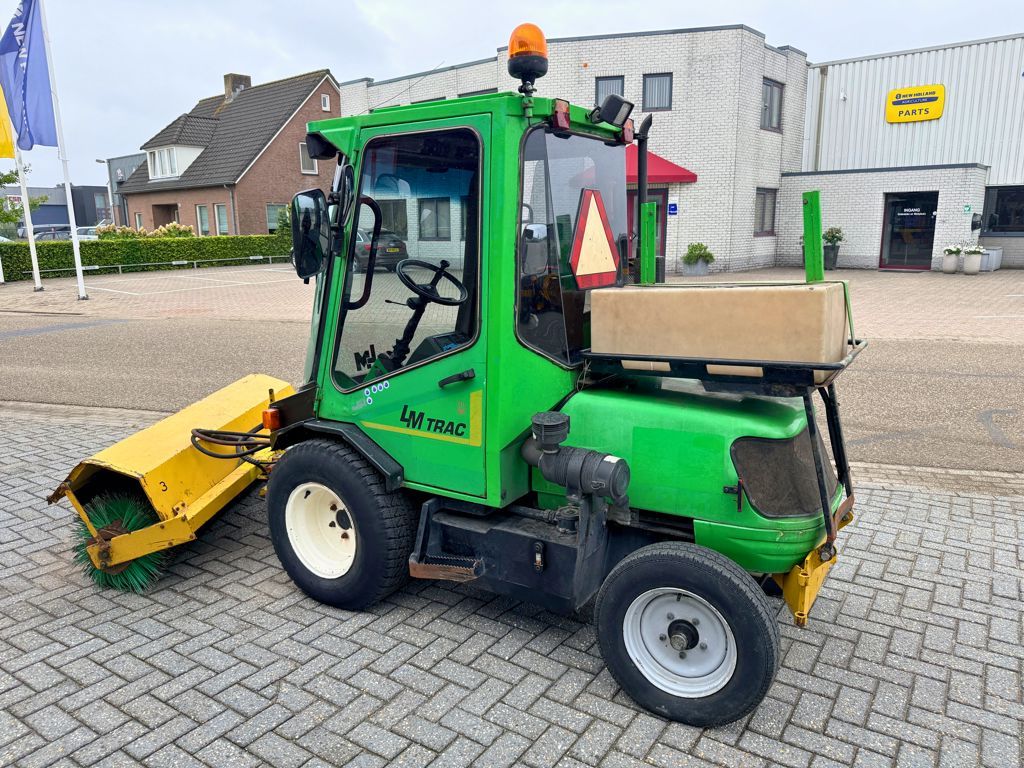 LM Trac 285 Veegmachine
