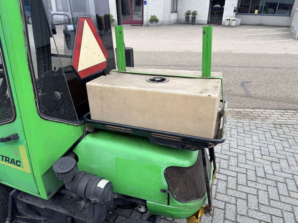 LM Trac 285 Veegmachine