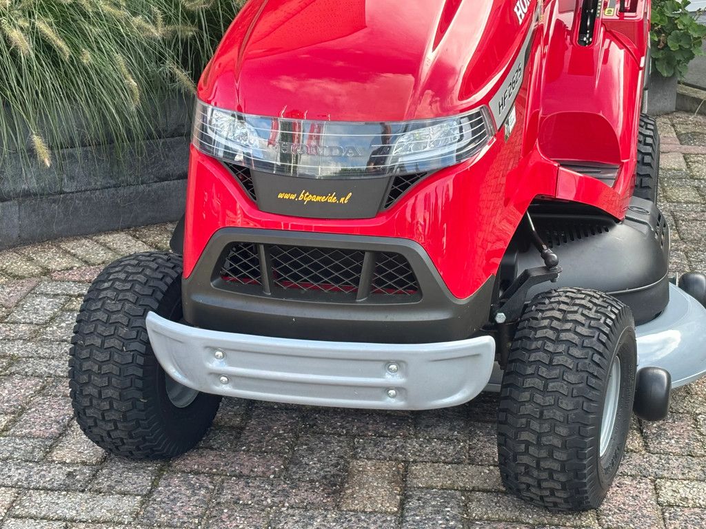 Honda HF2625HM zitmaaier Demo bj2025 jong gebruikte