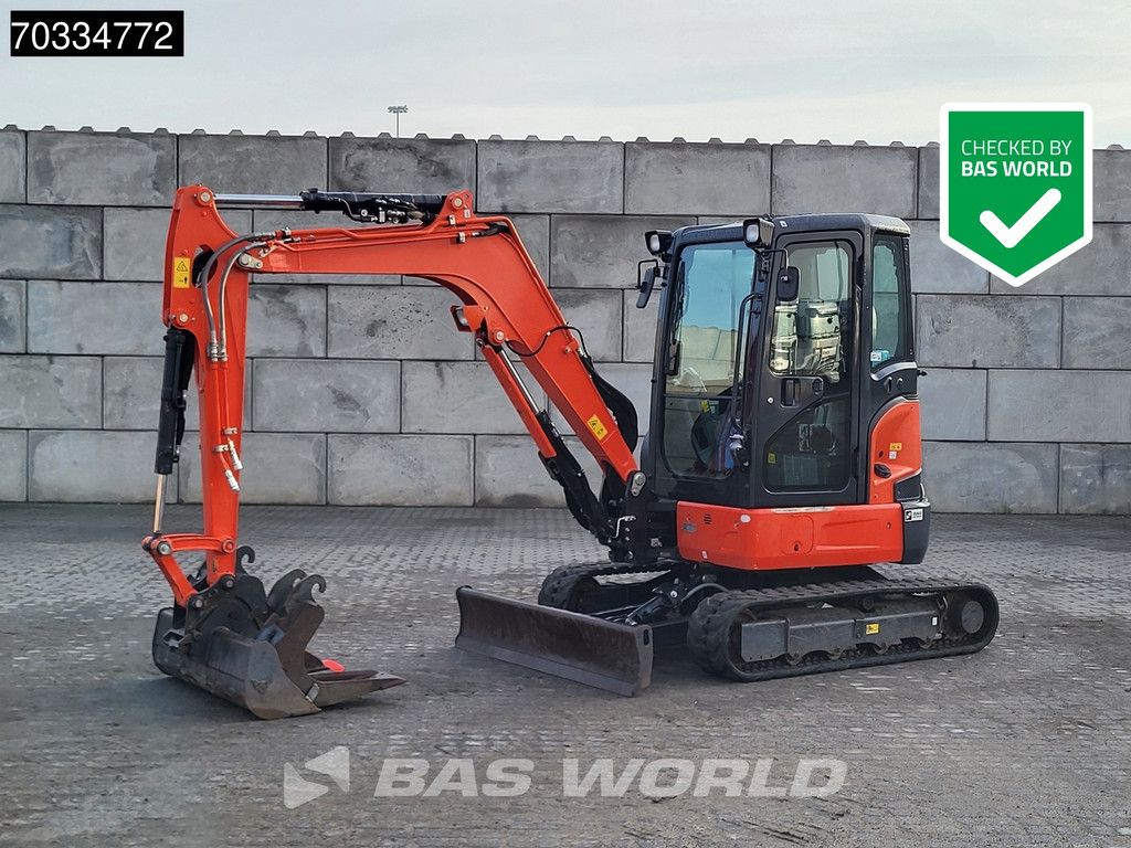 Kubota U36 -4 3 Buckets