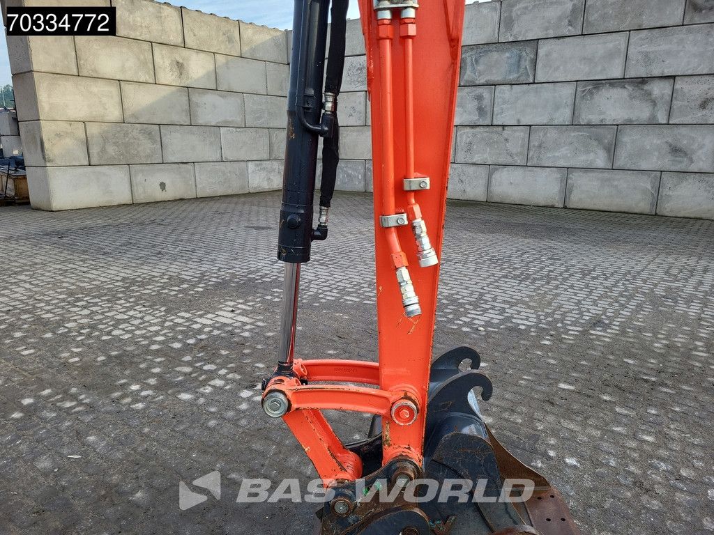 Kubota U36 -4 3 Buckets