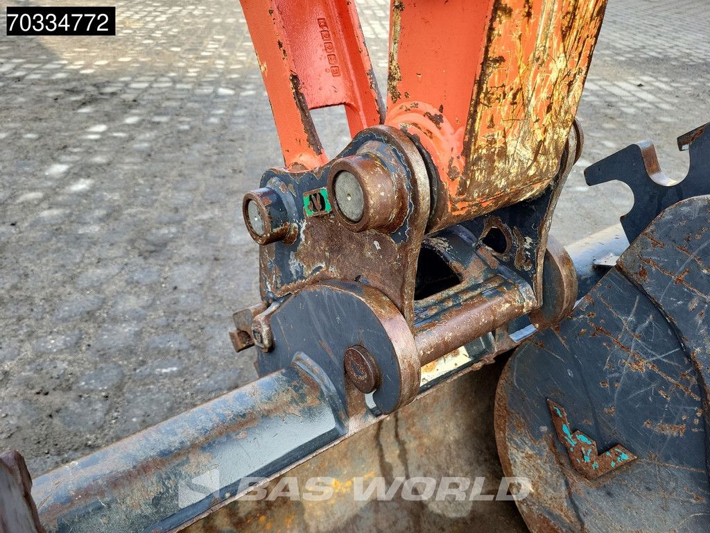 Kubota U36 -4 3 Buckets