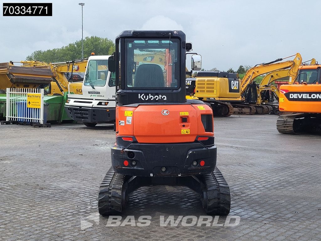 Kubota U36 -4 3 Buckets