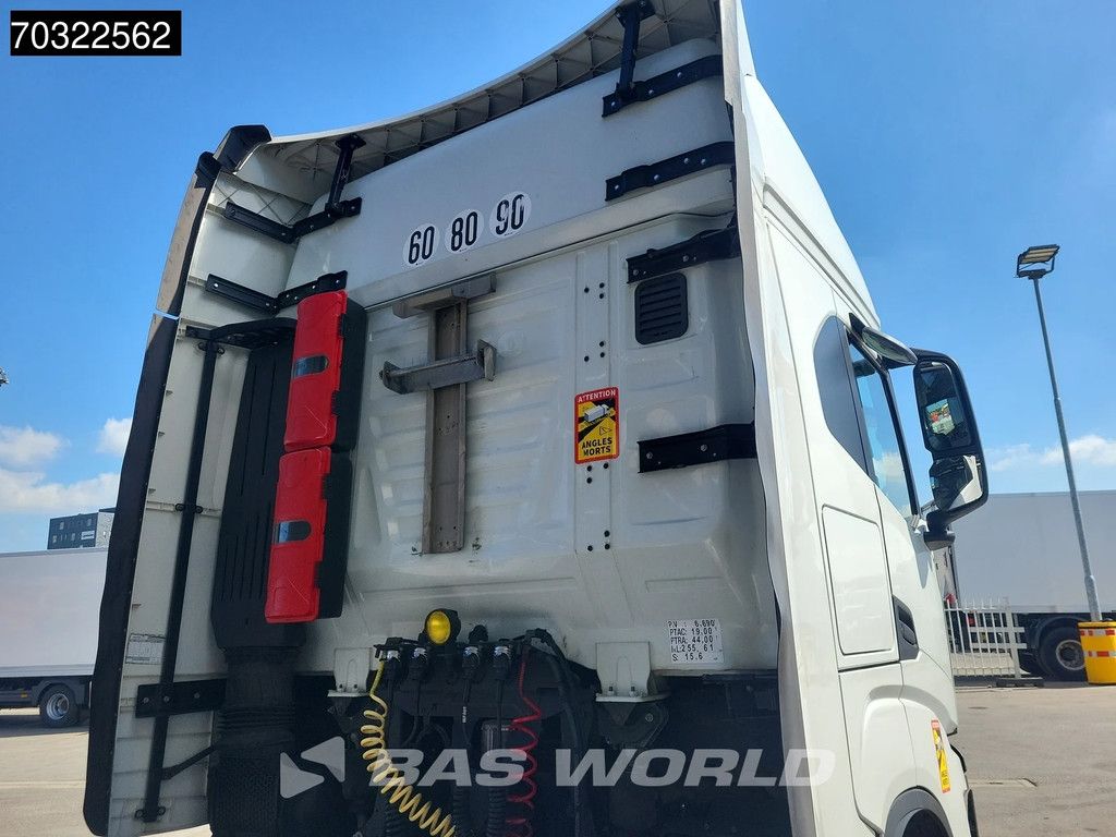 Iveco S-Way S-Way 460 4X2 Mega Retarder 2x Tanks Standklima ACC Navi