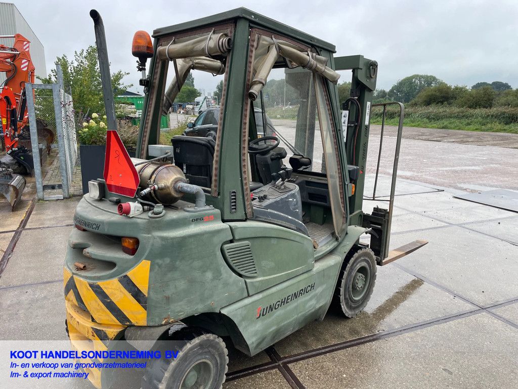 Jungheinrich DFG 25 1800 uur Ex Leger/Army