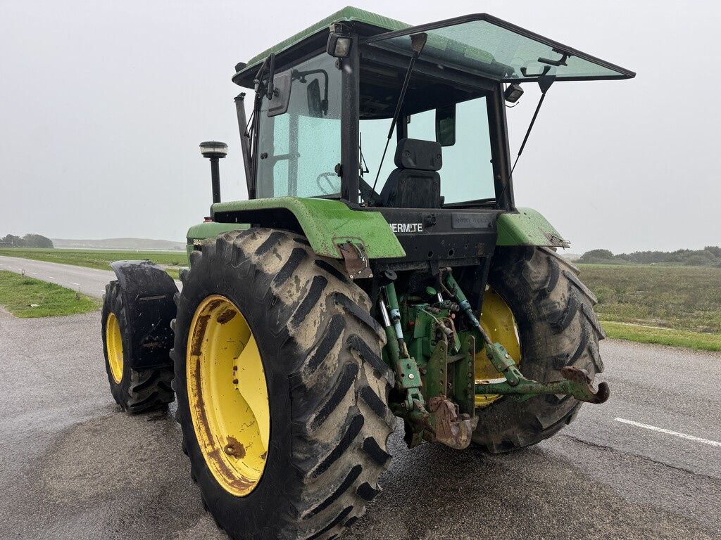 John Deere 3640