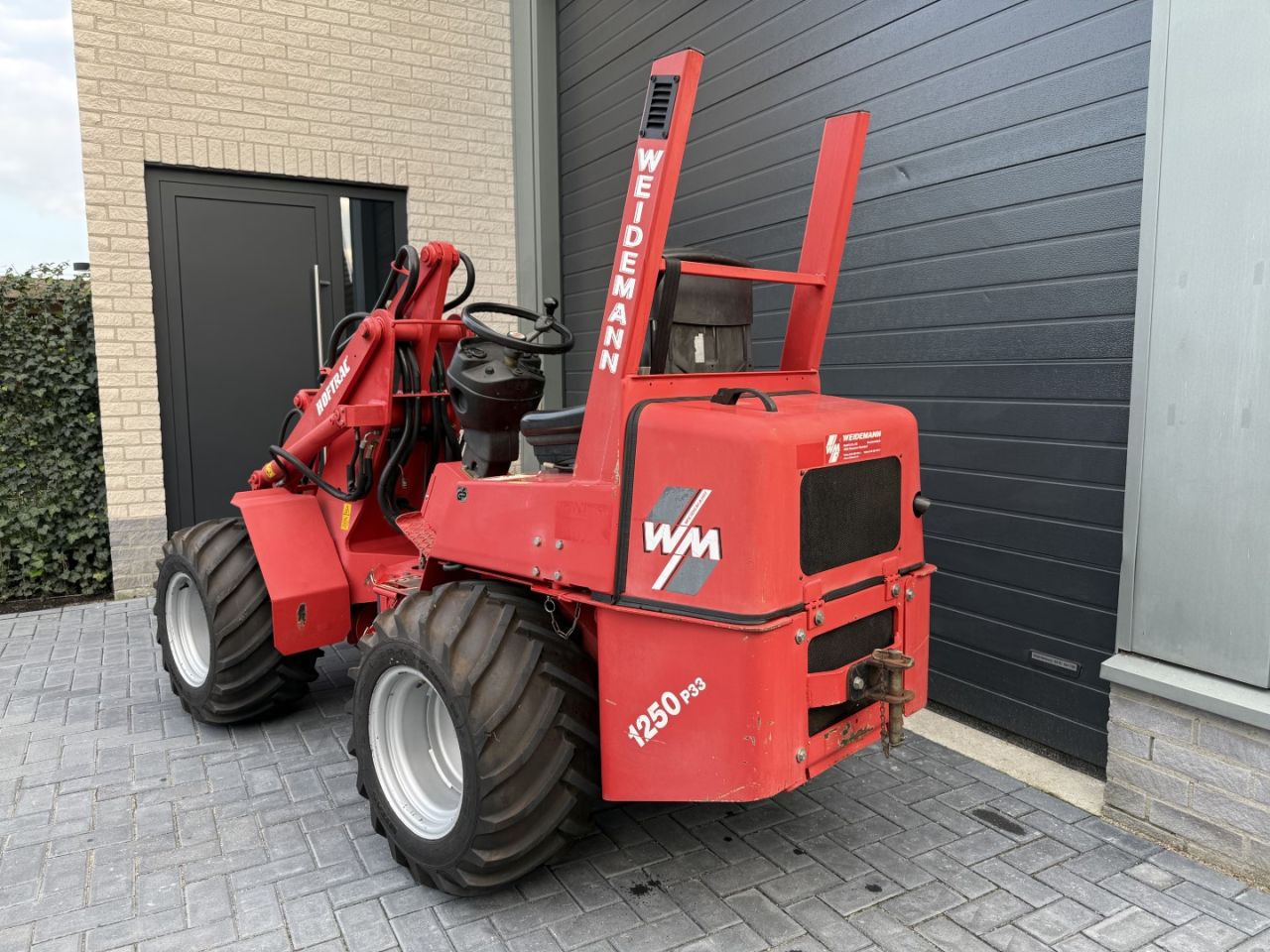 WEIDEMANN 1250P33 ( BJR 2003 ) 140 UUR