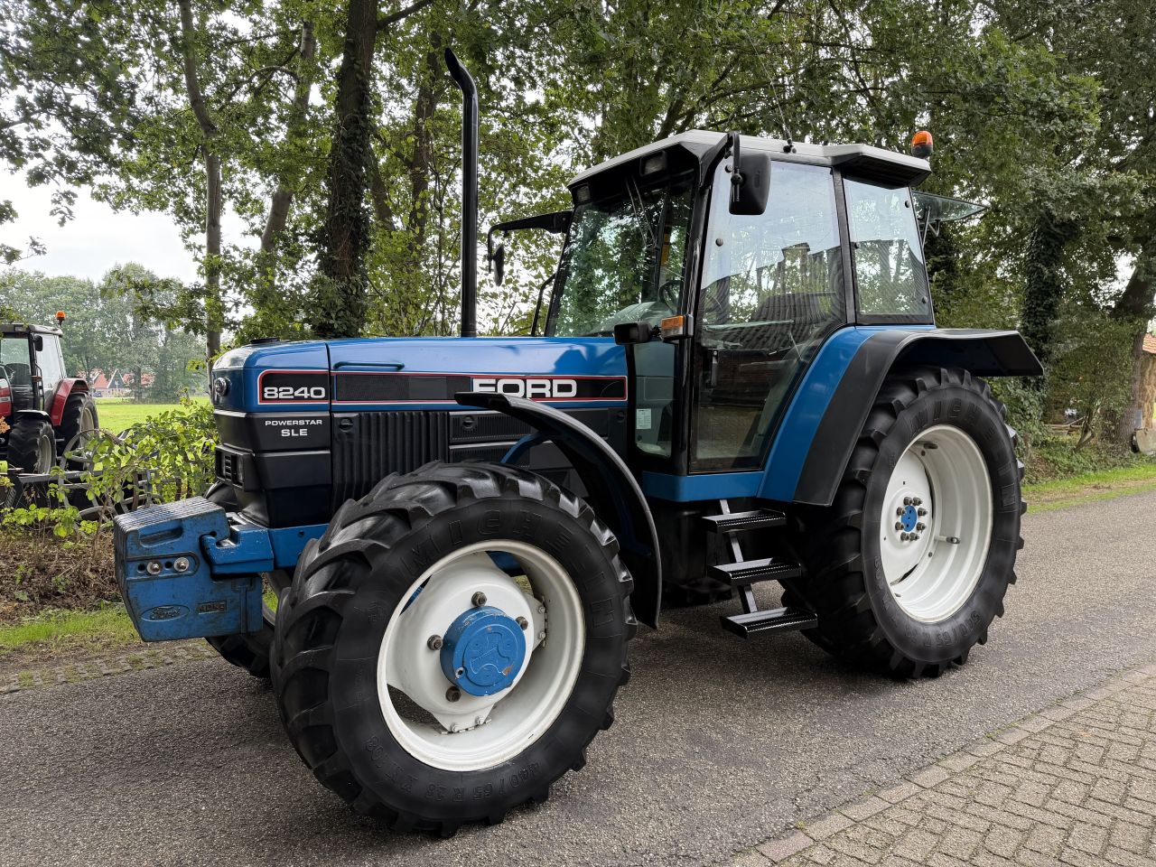 Ford 8240 SLE Powerstar