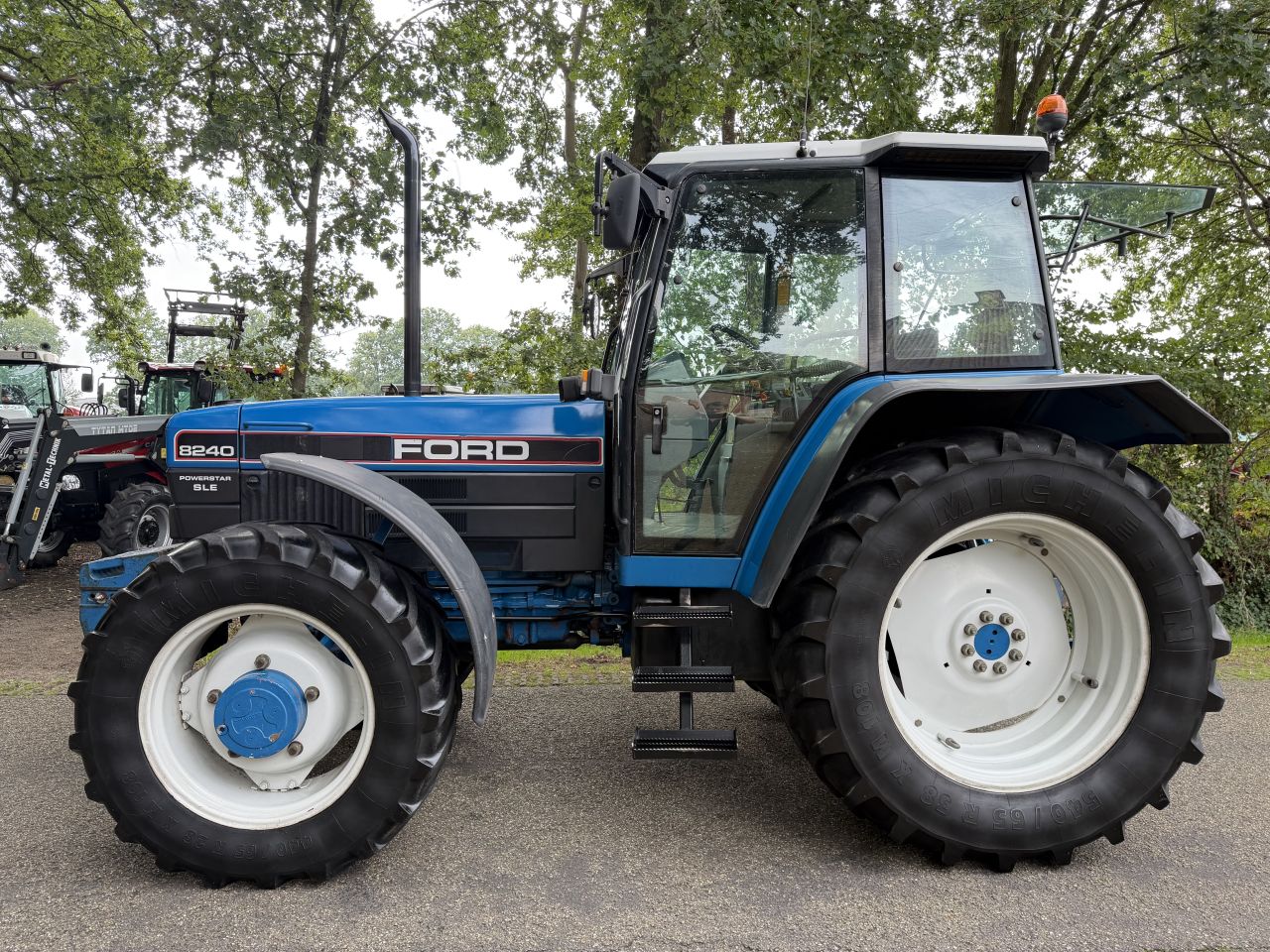 Ford 8240 SLE Powerstar