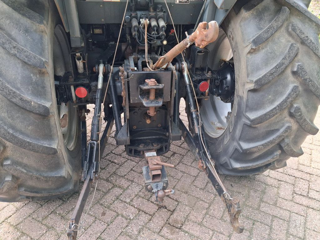 Massey Ferguson 4345 40km 5040uur