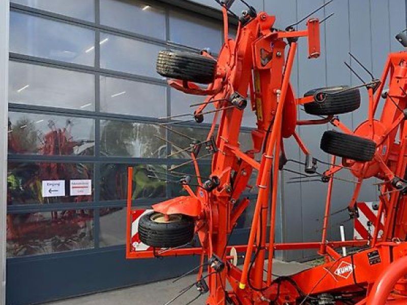 Kuhn GF8702