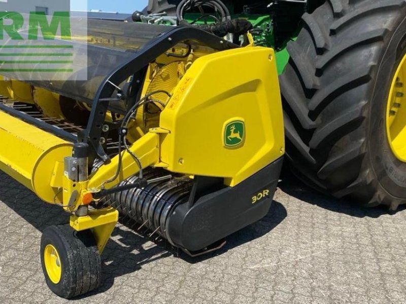 John Deere 30R