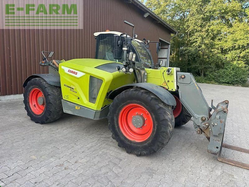 Claas scorpion 732 varipower