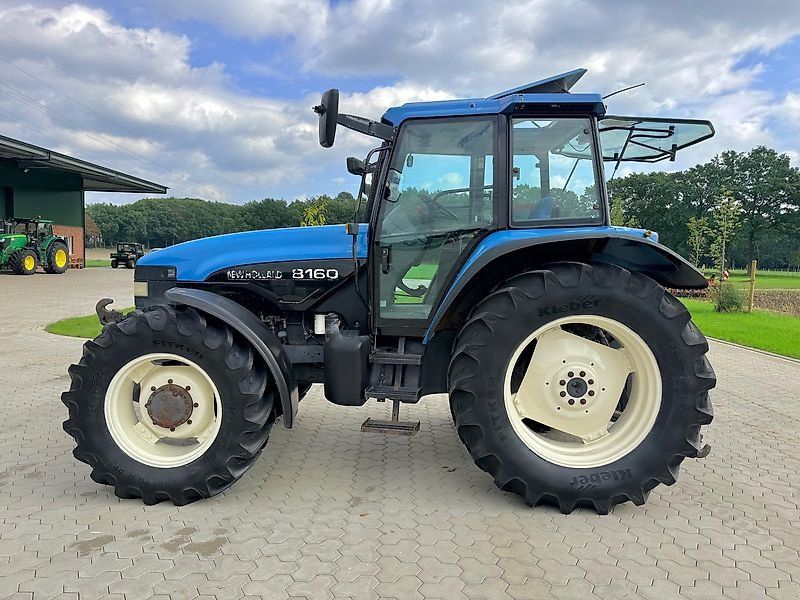 New Holland 8160 Range Command