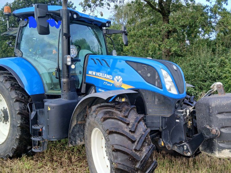 New Holland T7.215 S