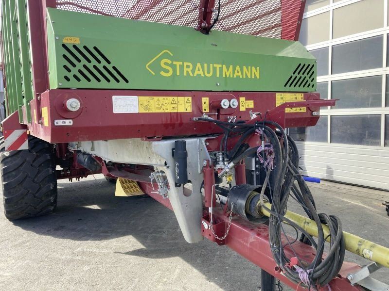 Strautmann GIGA  460 DO