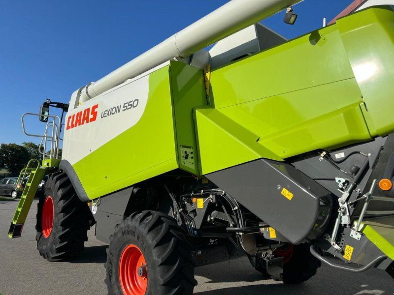 Claas Lexion 550 V750 TOP 2300Bh
