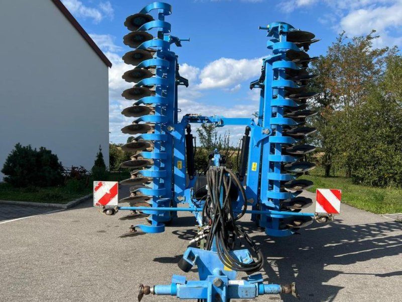 Lemken Heliodor 8KA600 mit Fahrwerk