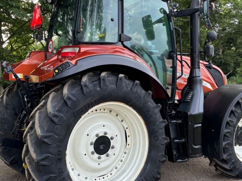 New Holland T5.120