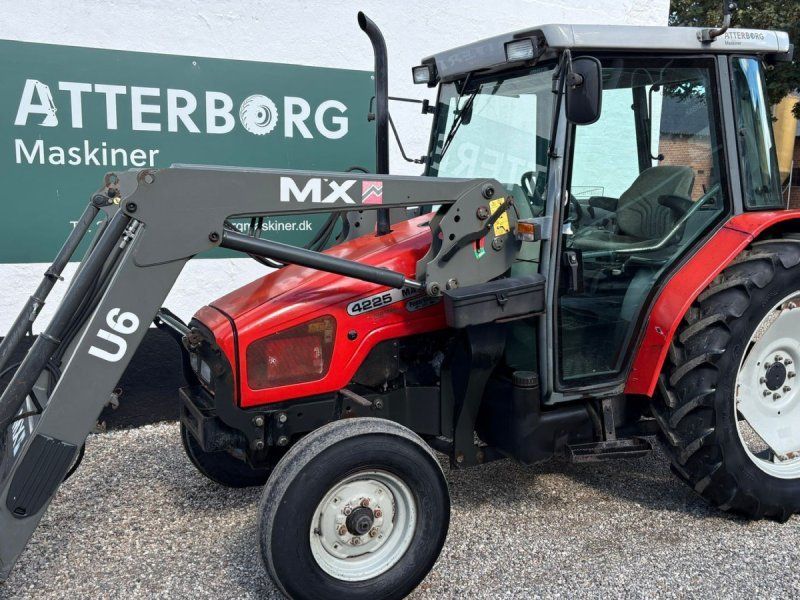 Massey Ferguson 4225 Frontlæsser