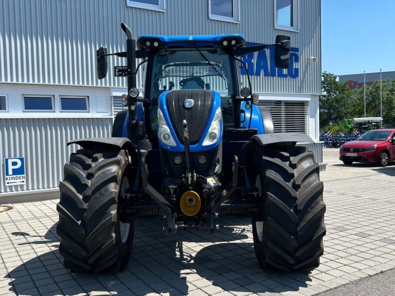 New Holland T 7.225 AutoCommand