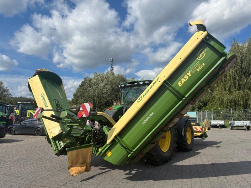 Krone EasyCut B950 Collect + EasyCut F320 M Modelljahr 2024