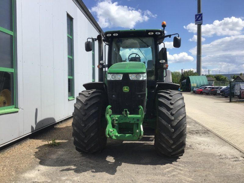 John Deere 7290R