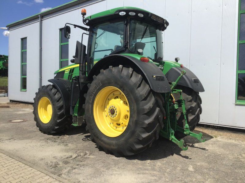 John Deere 7290R