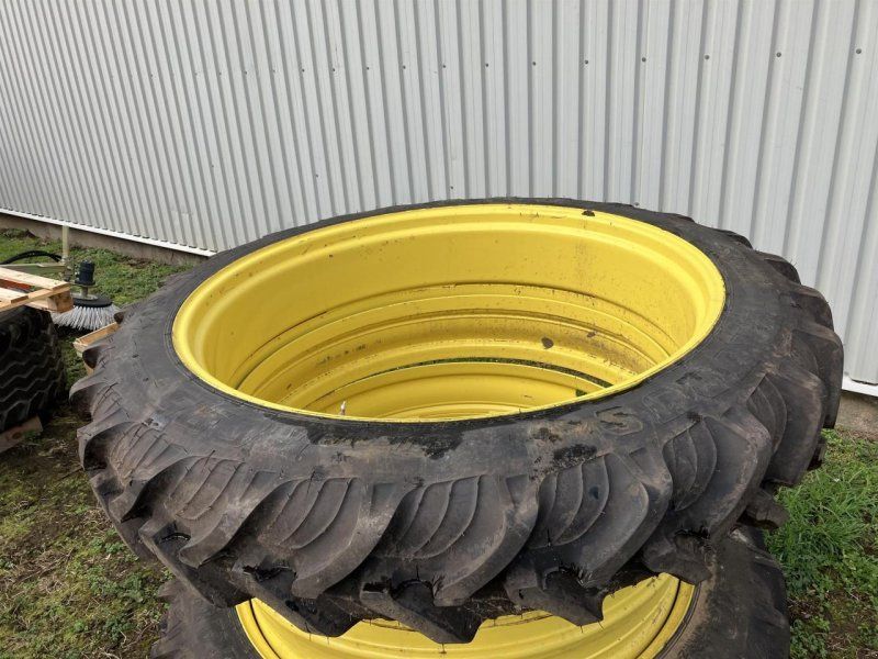 Taurus 270/95R44