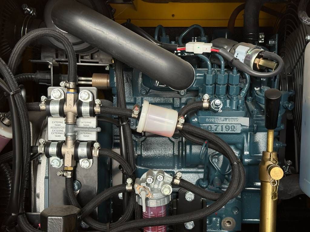 Kubota D722 - MPS103DE- 10 kVA - 1 ph. Genset - DPX-25119