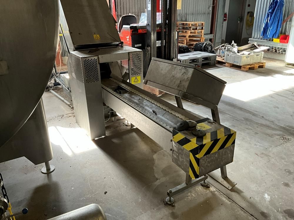1996 Tetra pak Crate stacker
