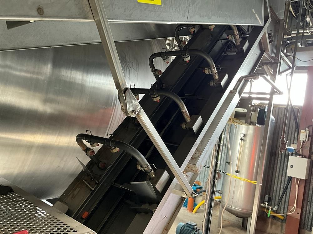 1996 Tetra pak Crate stacker