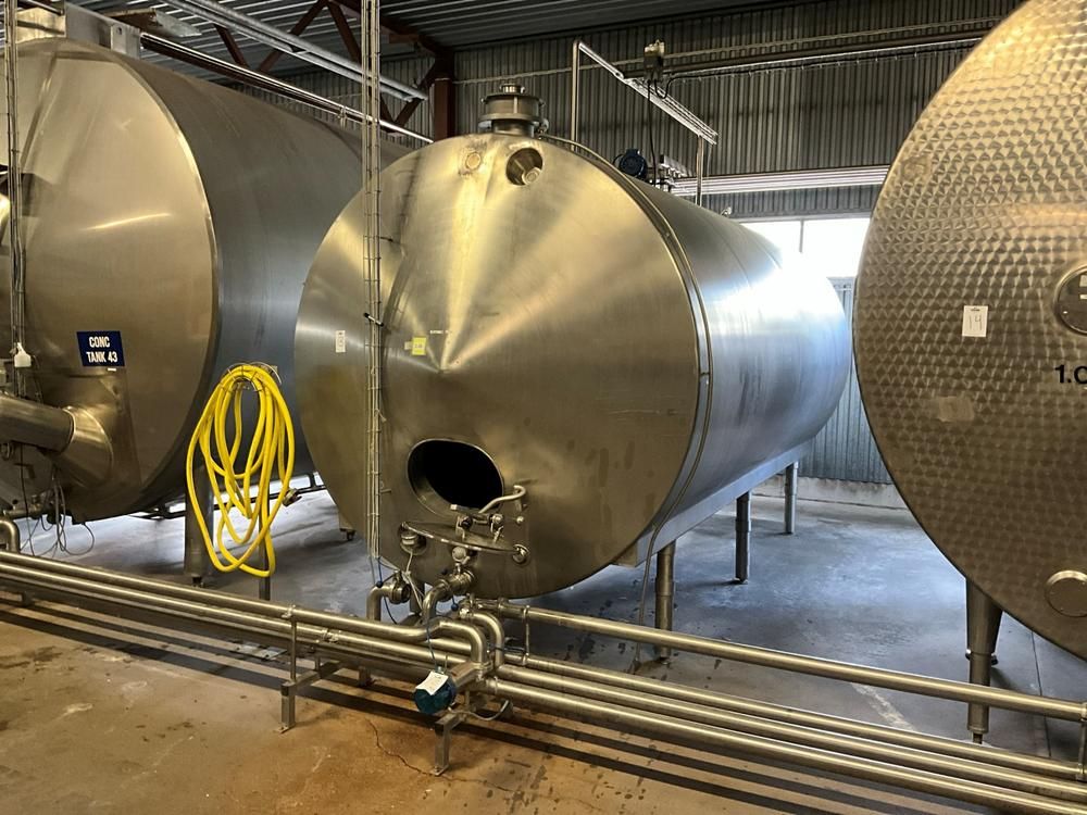 14 000 L s/s horizontal tank