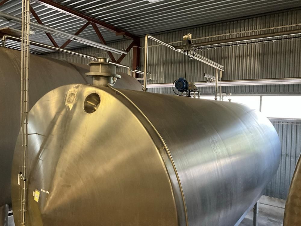 14 000 L s/s horizontal tank