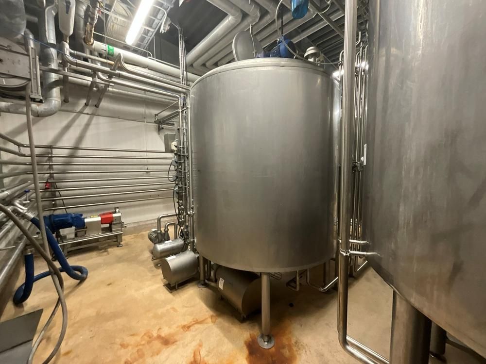 1983 Wedholm DC41 s/s vertical tank