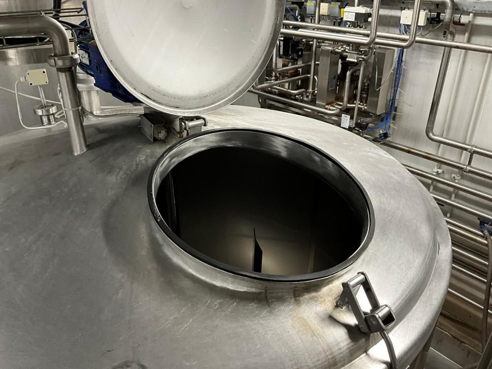 1983 Wedholm DC41 s/s vertical tank