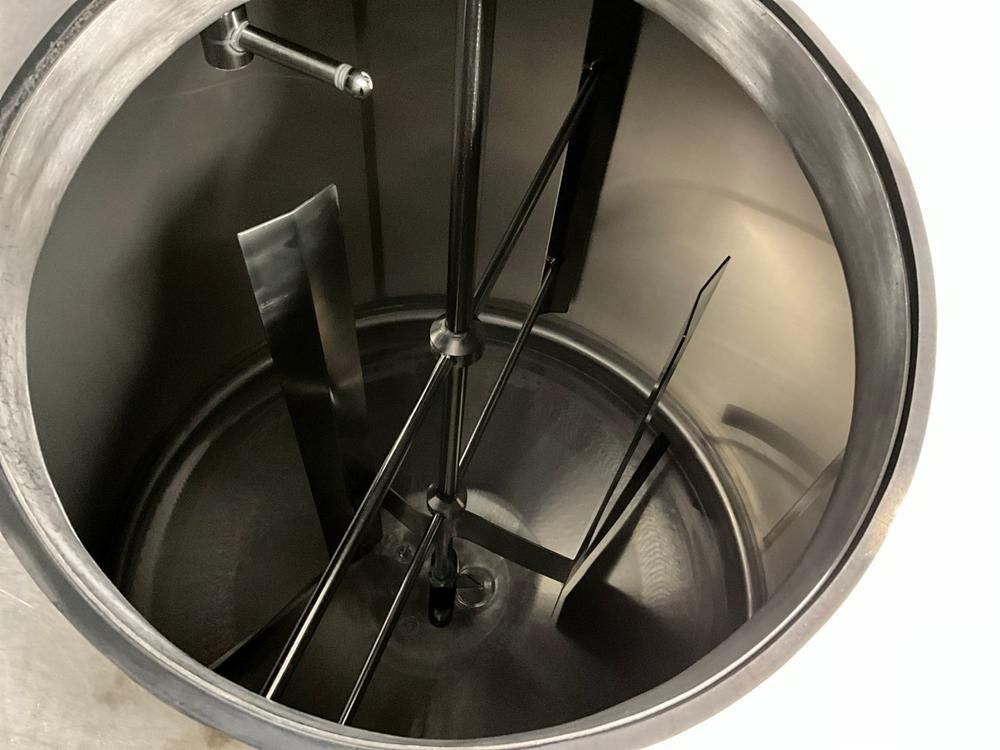 1983 Wedholm DC41 s/s vertical tank