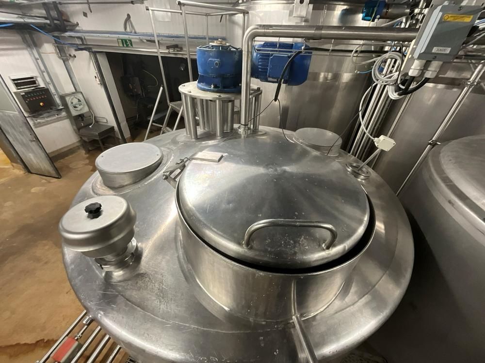 1975 Paasch & silkeborg S3Q s/s vertical tank