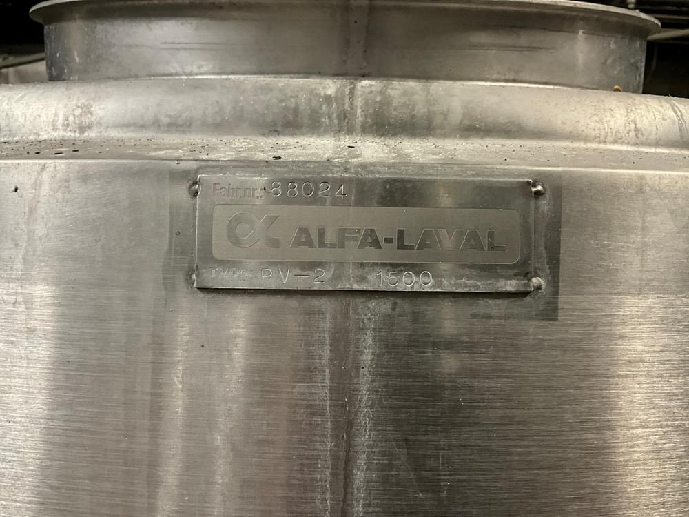Alfa laval PV-2 s/s vertical tank