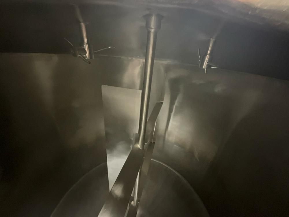 S/s vertical tank